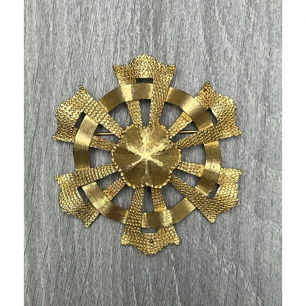 Vintage MONET Gold‎ Tone Textured & Smooth Geometric Brooch Pin Signed